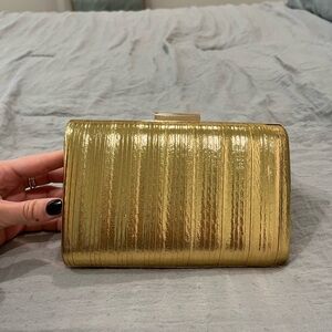 GOLD CLUTCH
